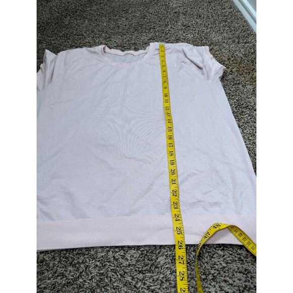Lululemon Womens Swiftly Tech T Shirt Sz 14 Pink Athletic Seamless Gym - Picture 8 of 8